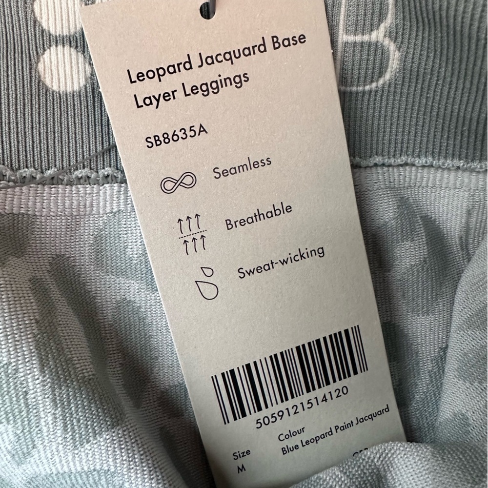 Sweaty Betty Blue Leopard Print Jacquard Base Layer Seamless Leggings Size M NWT - Picture 9 of 9